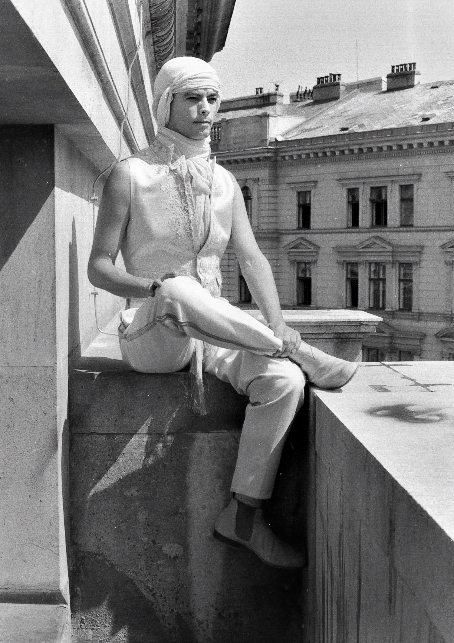Paulo Bittencourt, in a costume from the play “Orpheus in the Underworld”, at the Burgtheater, in Vienna, Austria (1996)